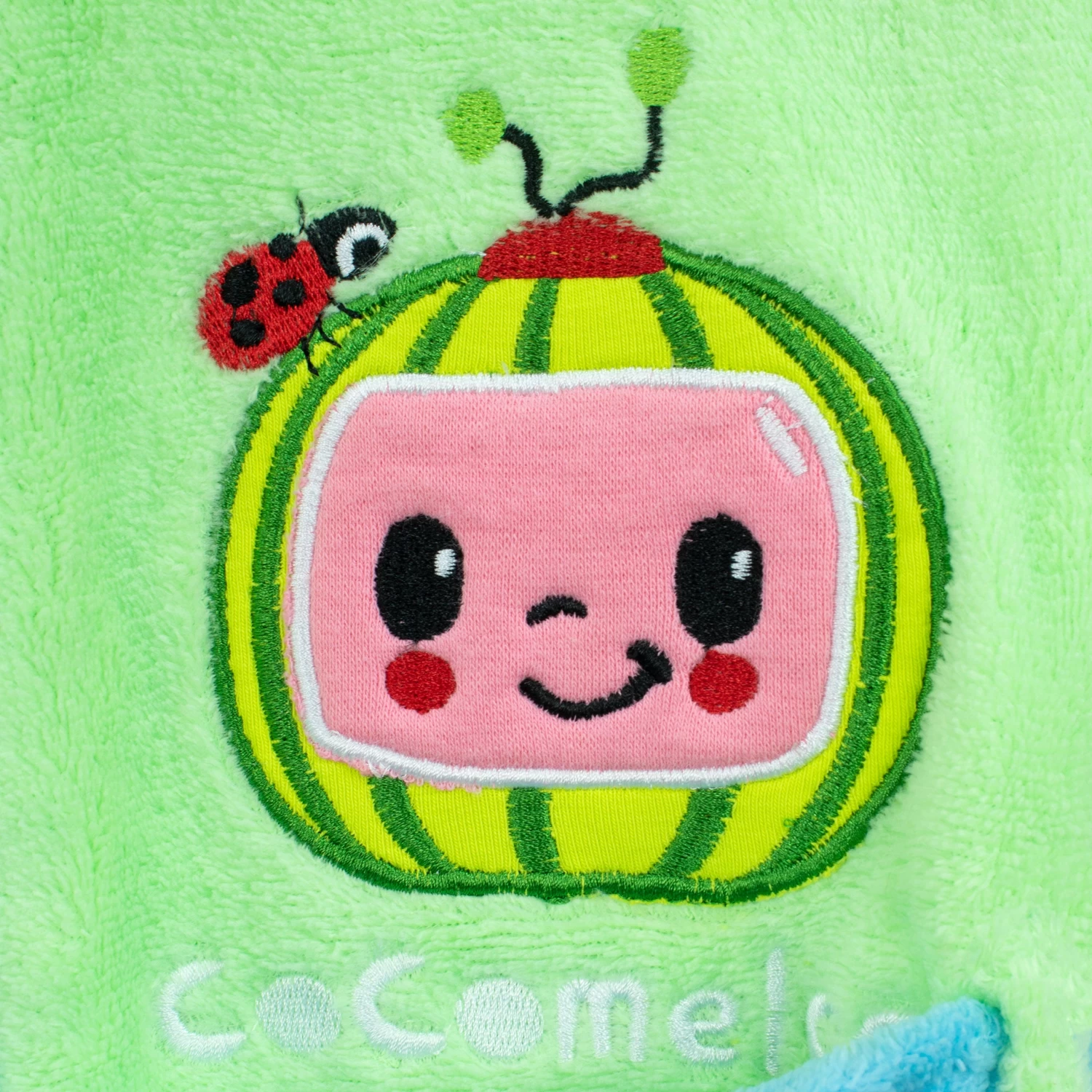 Boys CoComelon Dressing Gown And Pyjama Set 6 Boys CoComelon Dressing Gown And Pyjama Set - Image 4