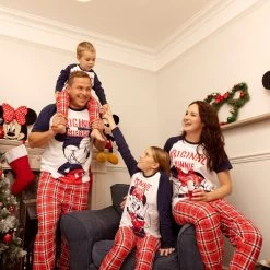Kids Mickey Mouse PJs -Children Products Shop mmpj1212 Minnie Xmas PJ Lifestyle a49a2b6b 12dd 44a7 8a2f cc54b88294f5